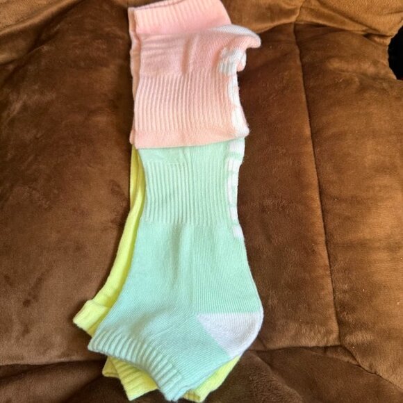 Neff Crew Socks - Picture 4 of 6